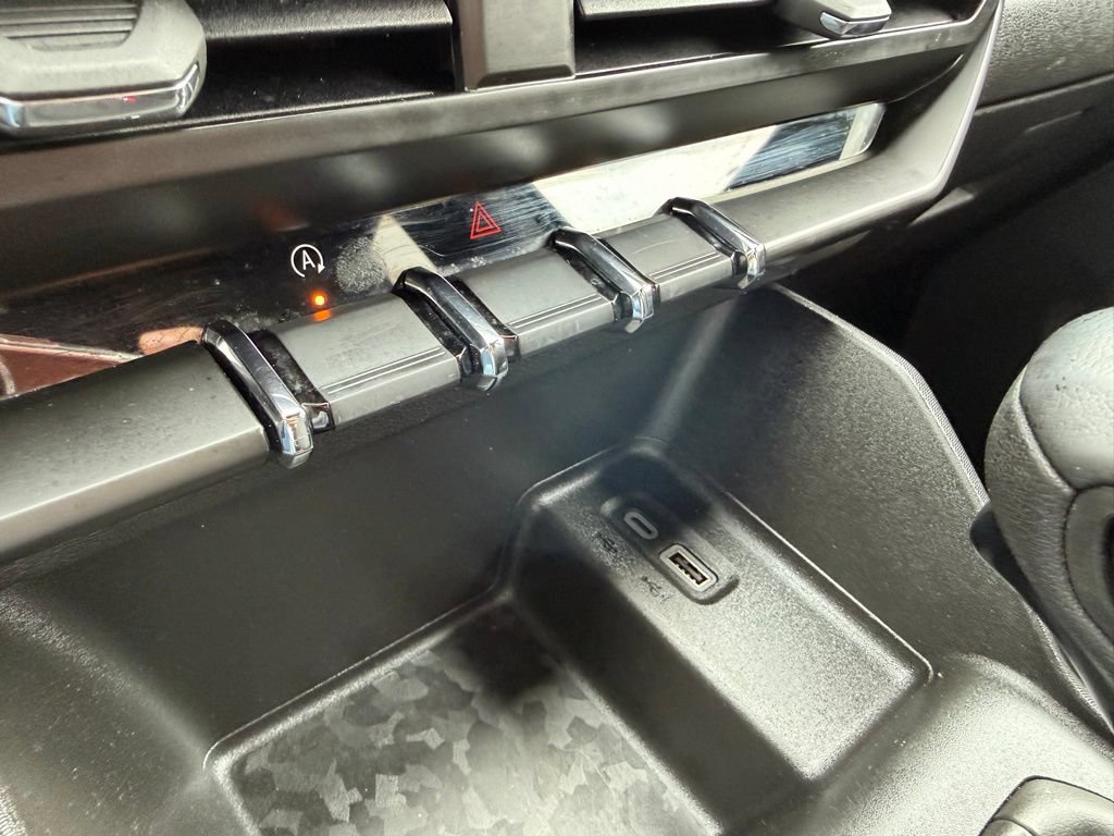 Used 2024 Chevrolet Colorado W/T RWD image 20