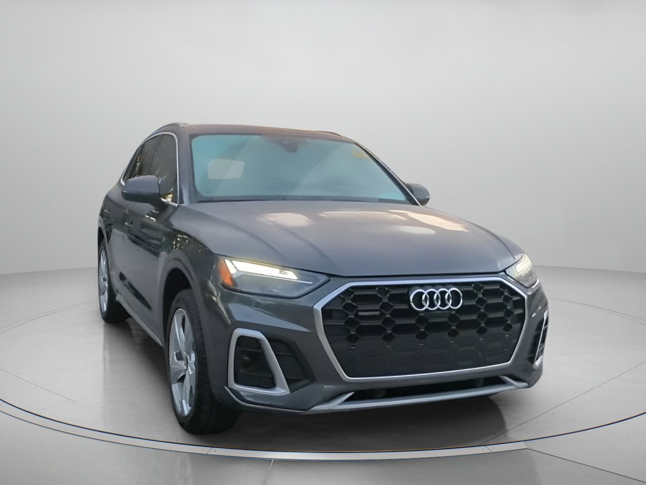 Used 2022 Audi Q5 2.0T Premium Plus w/ Premium Plus Package AWD/4WD image 5