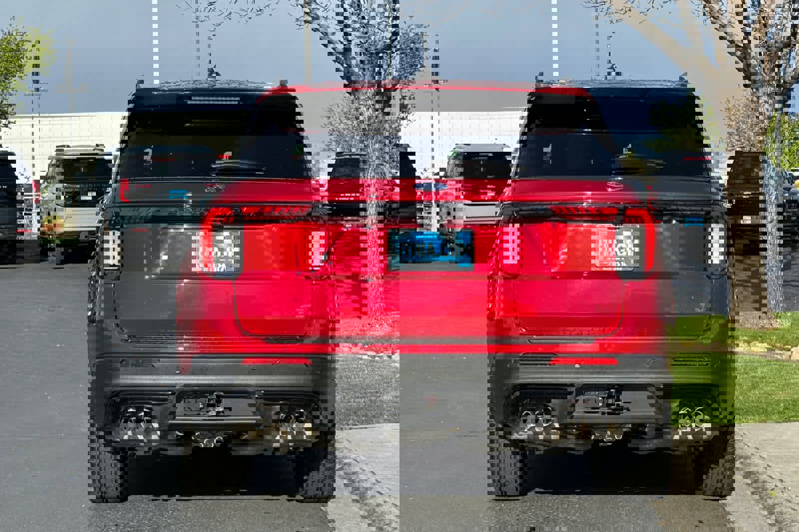 Certified 2025 Ford Explorer ST image 4