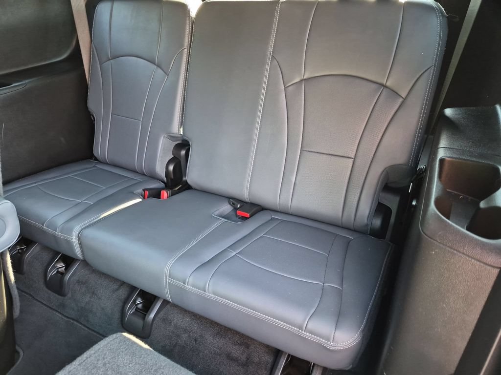 Used 2023 Buick Enclave Essence w/ Experience Buick Package AWD/4WD image 20