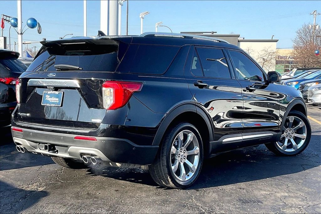 Certified 2020 Ford Explorer Platinum w/ Premium Technology Package image 11