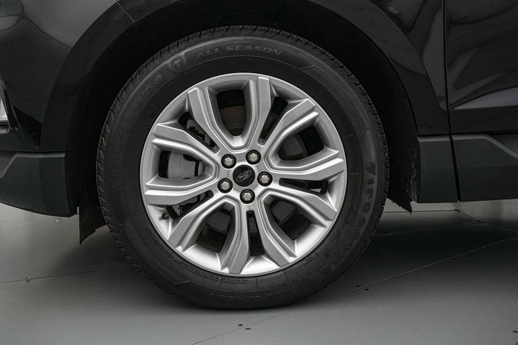 Certified 2023 Ford Edge Titanium AWD/4WD image 10