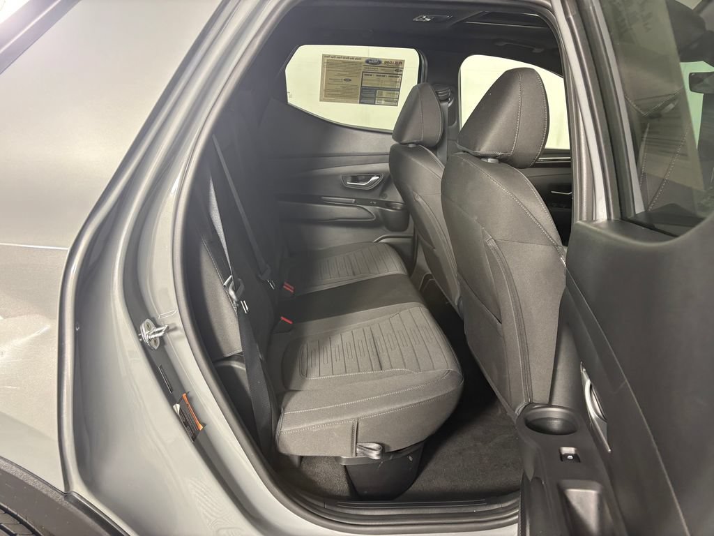 Used 2023 Hyundai Santa Cruz Night AWD/4WD image 34