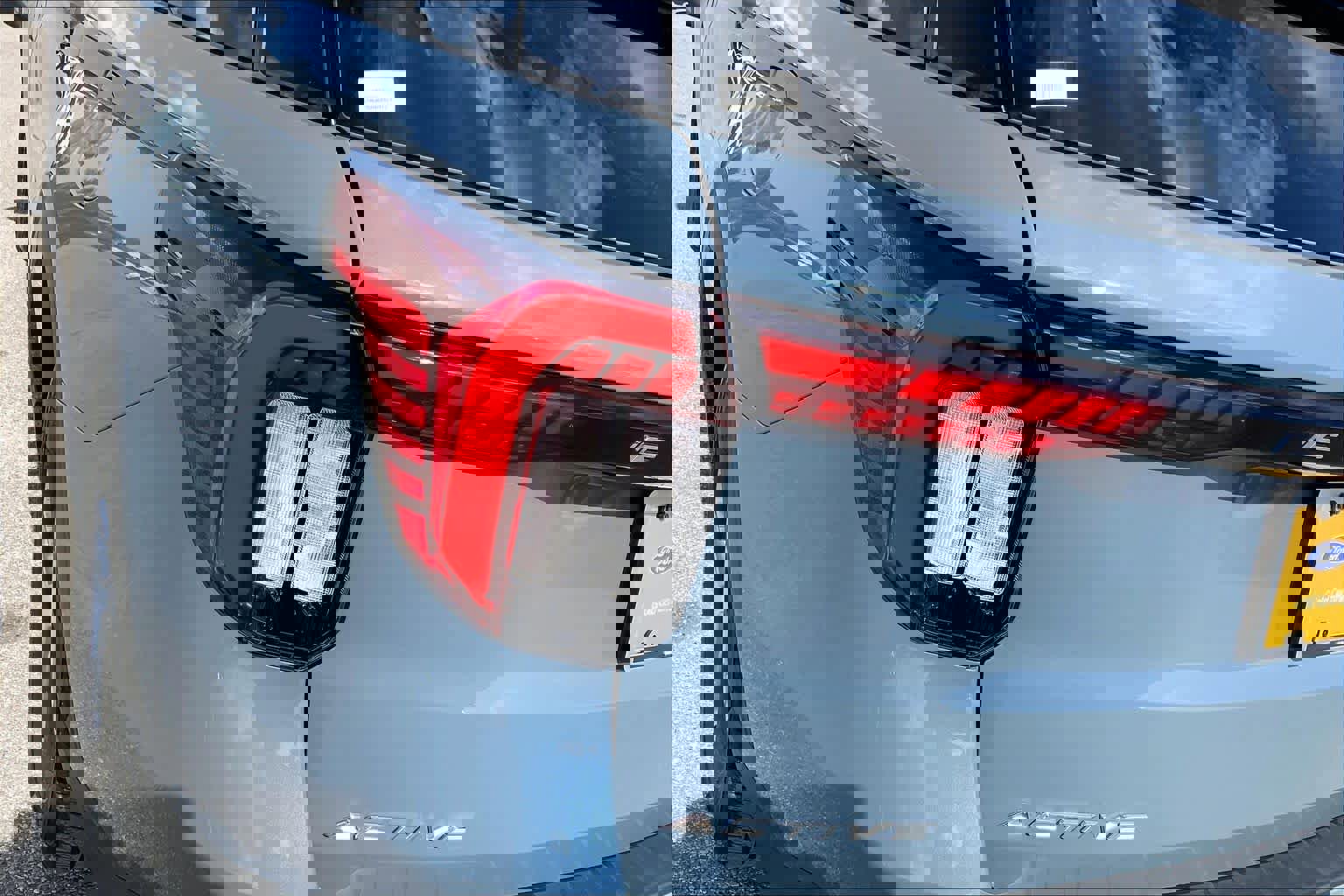 Certified 2025 Ford Explorer Active w/ Active Comfort Package image 29