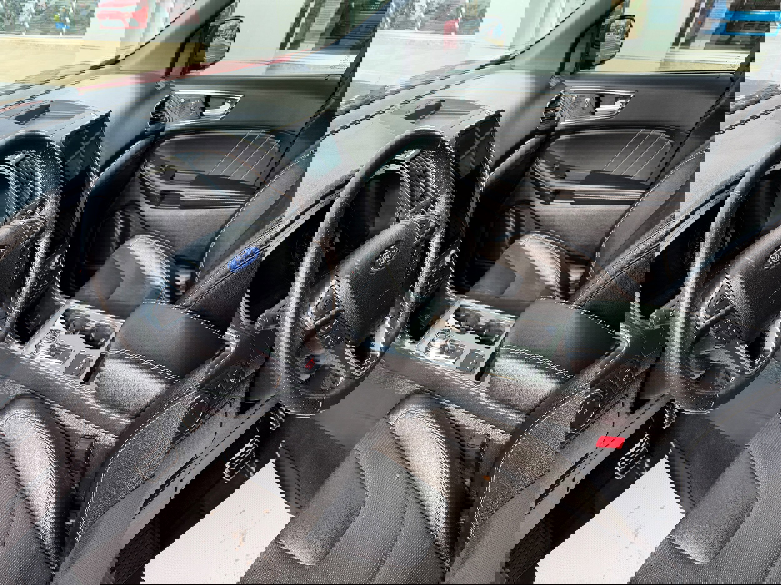 Certified 2022 Ford Edge ST image 15