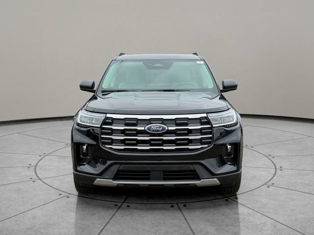 Certified 2025 Ford Explorer Active w/ Active Comfort Package AWD/4WD image 14