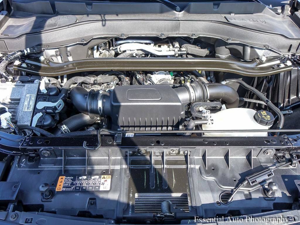 Certified 2025 Ford Explorer ST AWD/4WD image 28