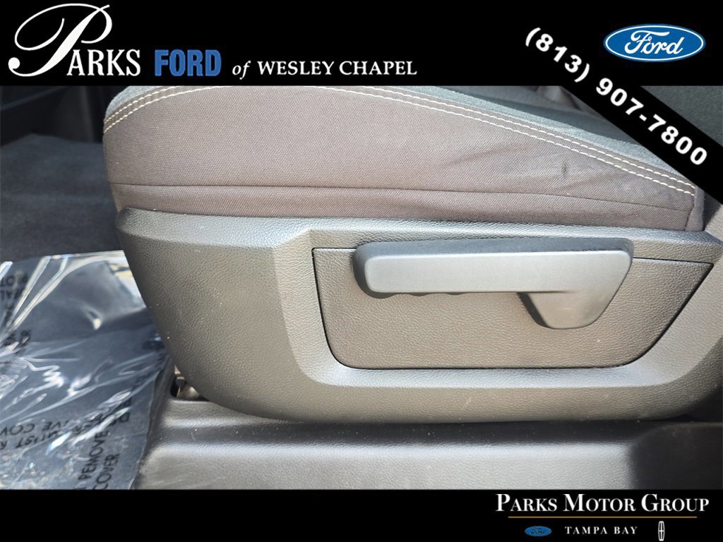 Used 2024 RAM 2500 Tradesman w/ Chrome Appearance Group image 17