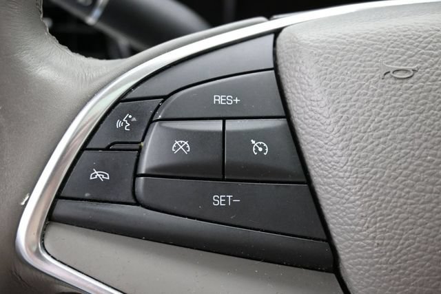 Used 2017 Cadillac XT5 Premium Luxury FWD image 20