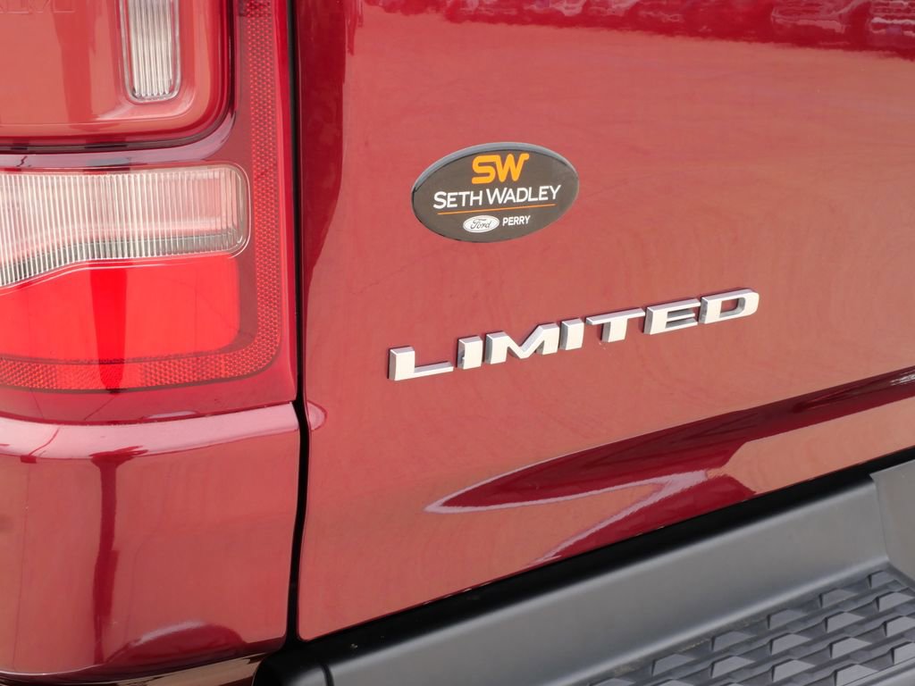 Used 2019 RAM 1500 Limited w/ Advanced Safety Group AWD/4WD image 11