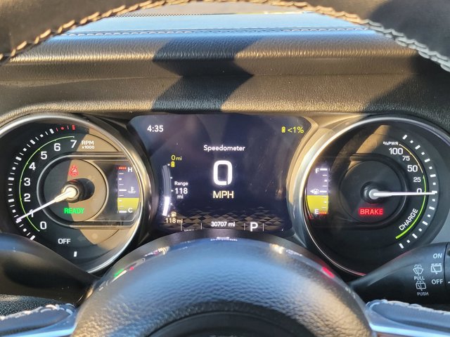 Used 2023 Jeep Wrangler Unlimited Sahara image 23