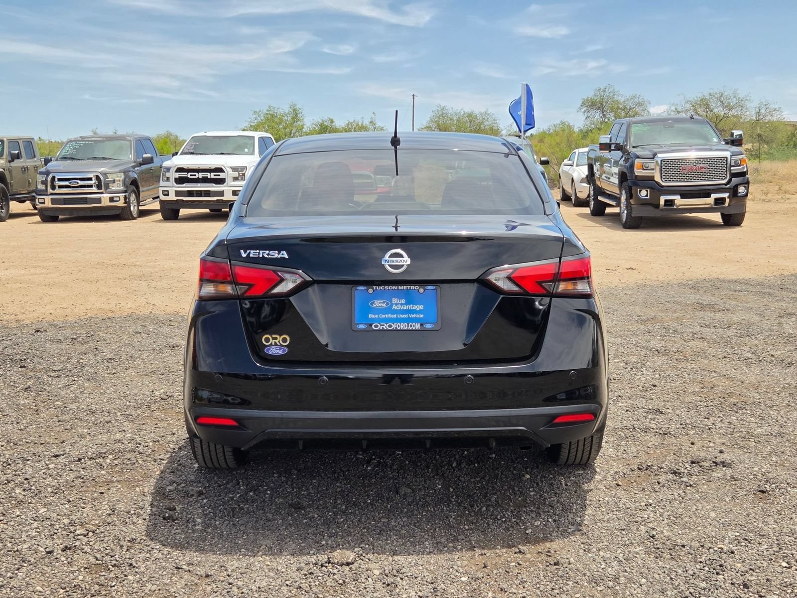 Used 2022 Nissan Versa S FWD image 7