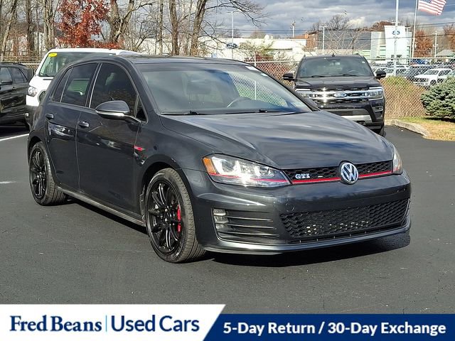 Used 2017 Volkswagen GTI SE image 2