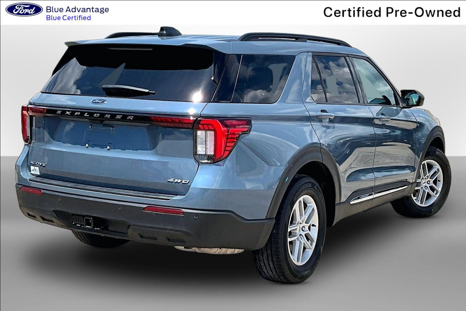 Certified 2025 Ford Explorer Active AWD/4WD image 11