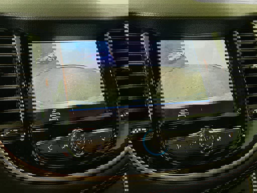 Used 2021 Chevrolet Trax LT w/ Driver Confidence Package image 27