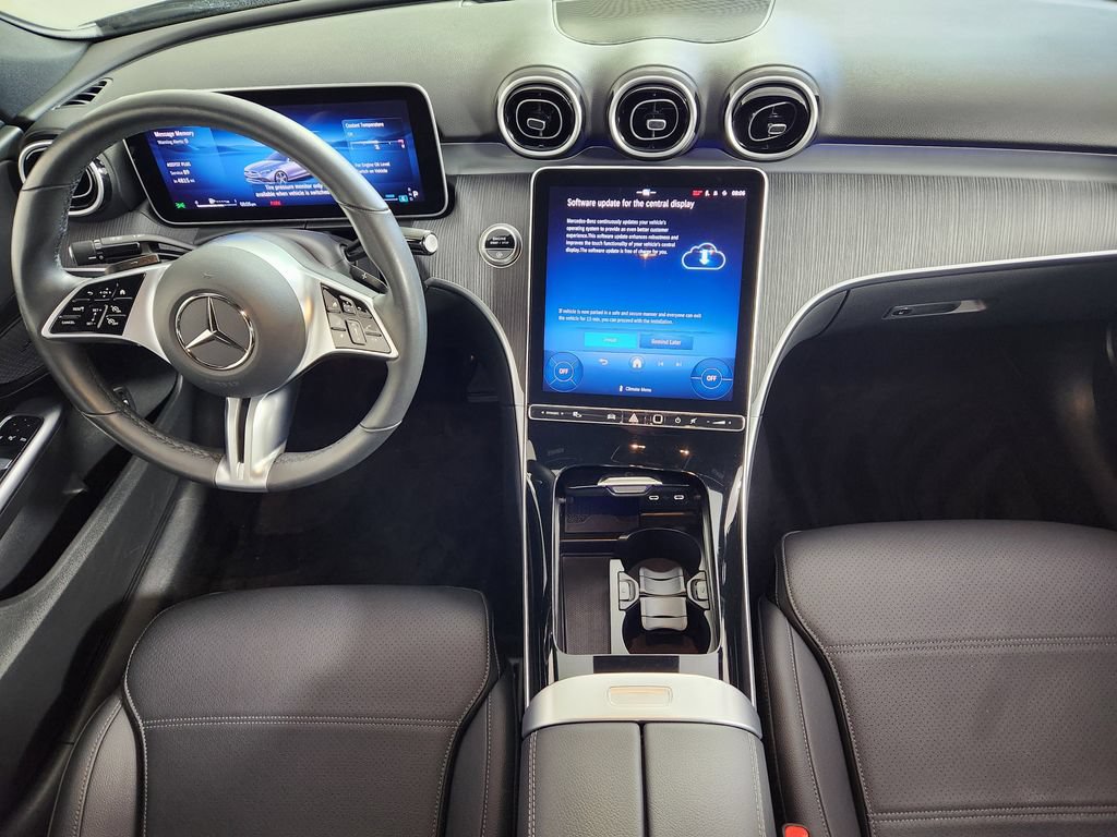 Used 2025 Mercedes-Benz C 300 4MATIC Sedan image 15