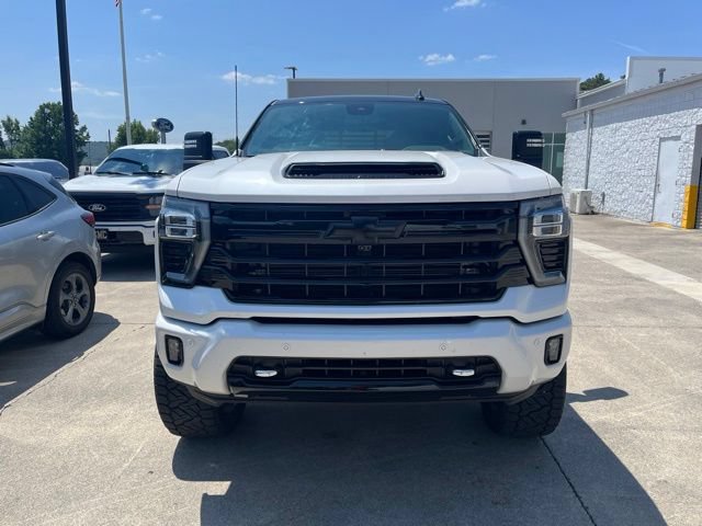 Used 2025 Chevrolet Silverado 2500 High Country AWD/4WD image 9
