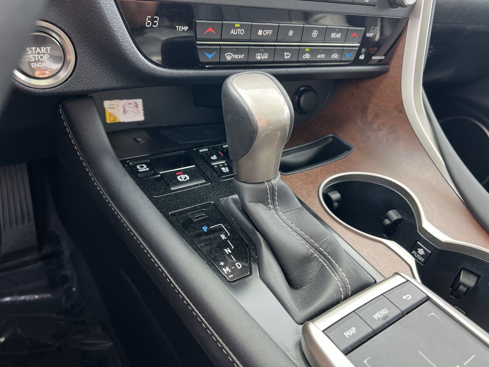 Used 2022 Lexus RX 350L Premium w/ Premium Package AWD/4WD image 21