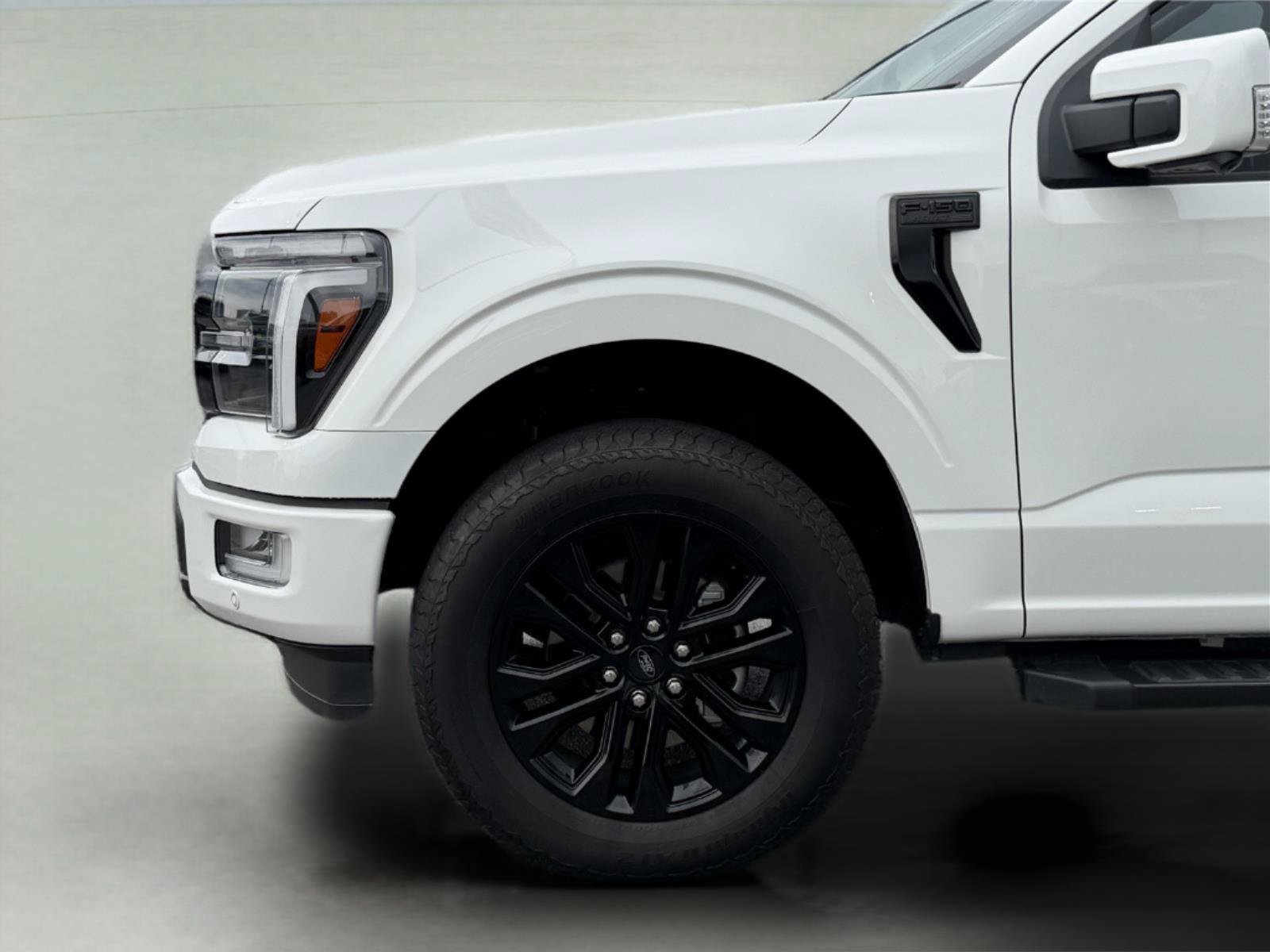 Certified 2024 Ford F150 Lariat w/ FX4 Off-Road Package AWD/4WD image 9