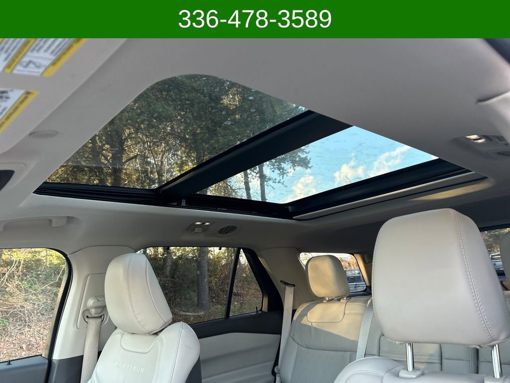 Certified 2020 Ford Explorer Platinum w/ Premium Technology Package image 21
