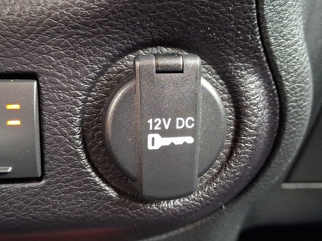 Used 2017 Jeep Wrangler Unlimited Rubicon AWD/4WD image 22