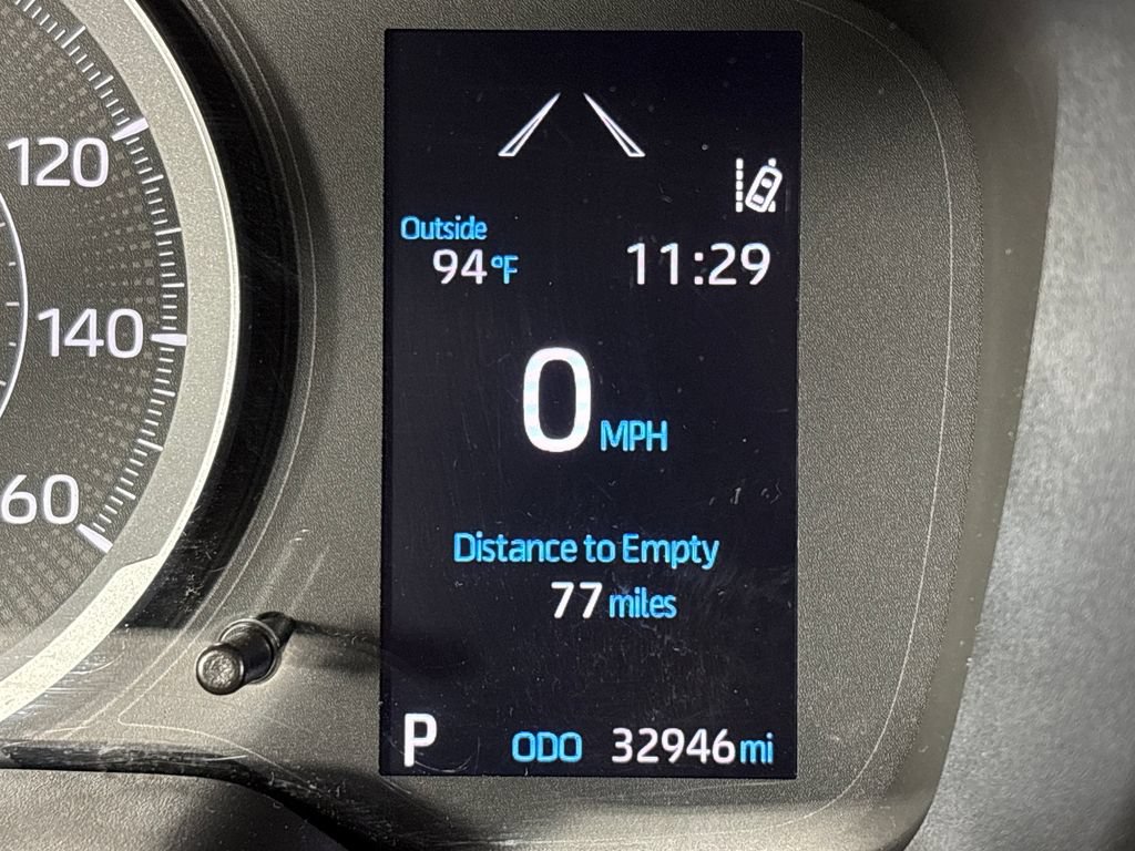 Used 2022 Toyota Corolla LE FWD image 22