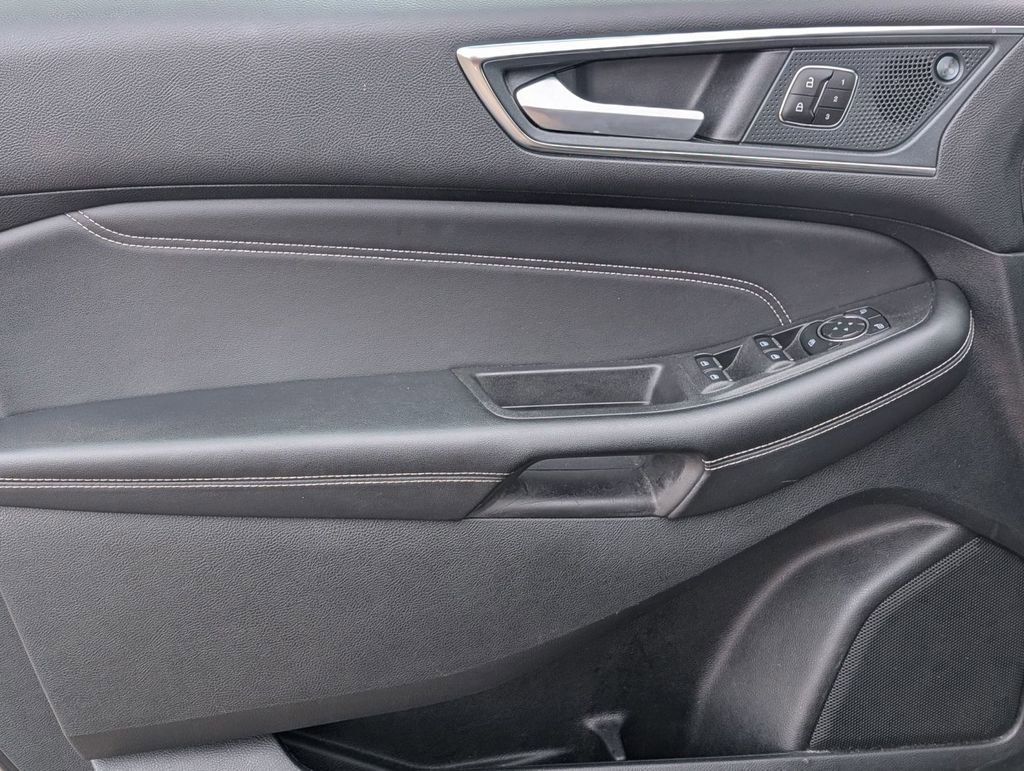 Certified 2024 Ford Edge Titanium image 22