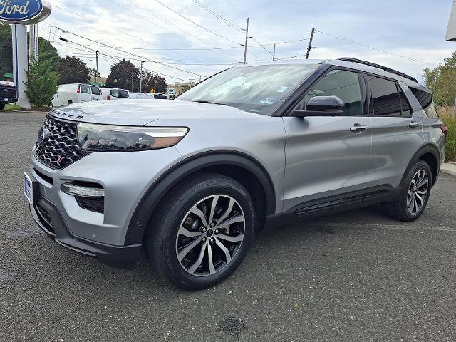Certified 2020 Ford Explorer ST w/ Premium Technology Package AWD/4WD image 3