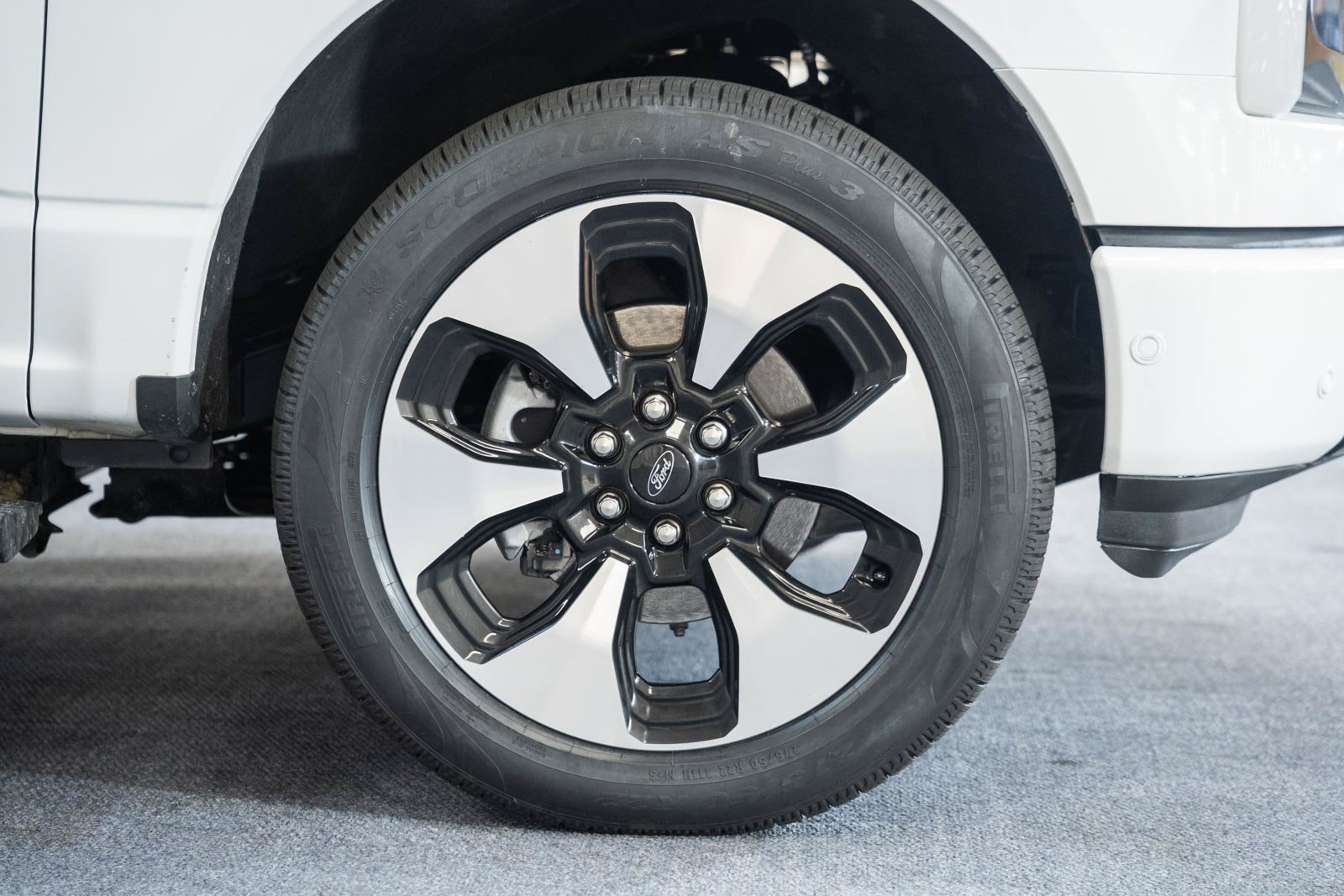 Certified 2023 Ford F150 Lightning Platinum AWD/4WD image 18