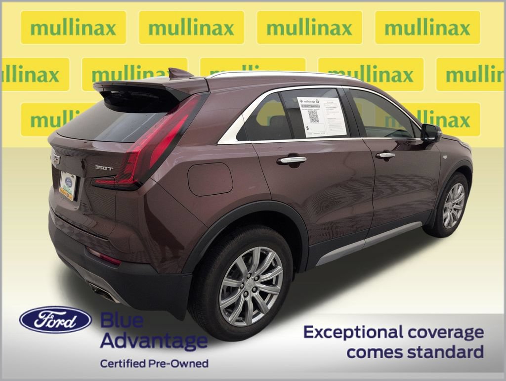 Used 2023 Cadillac XT4 Premium Luxury FWD image 3