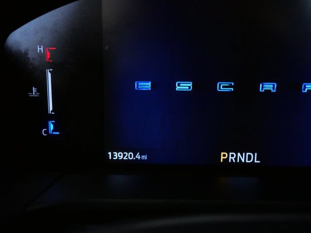 Certified 2025 Ford Escape ST-Line Select AWD/4WD image 15