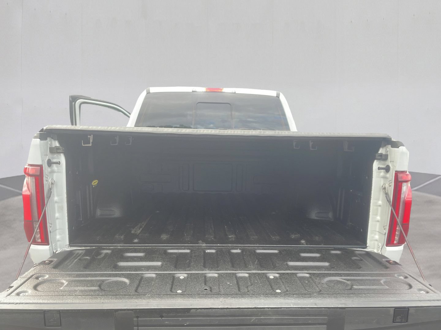 Certified 2024 Ford F150 Lariat AWD/4WD image 15