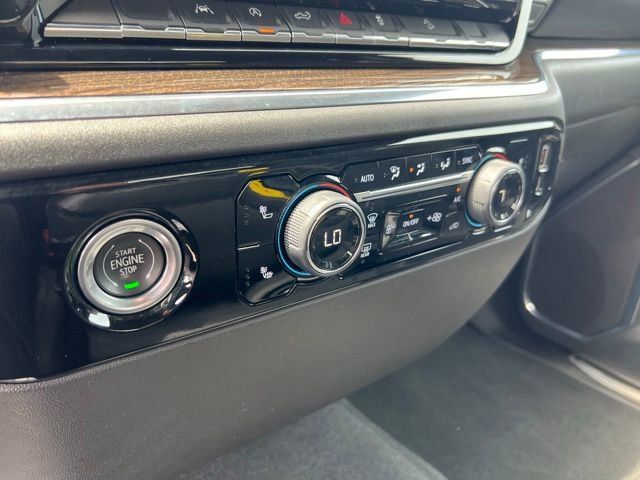 Used 2023 Chevrolet Silverado 1500 RST AWD/4WD image 14