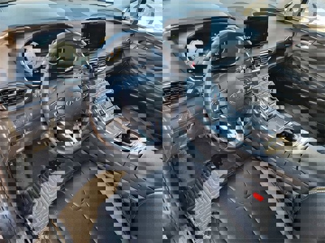 Used 2023 Hyundai Santa Fe SEL w/ Premium Package image 18