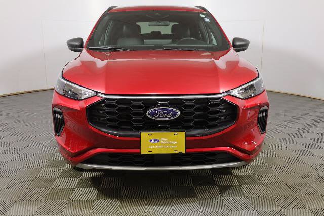 Certified 2024 Ford Escape ST-Line w/ Tech Pack #1 AWD/4WD image 4