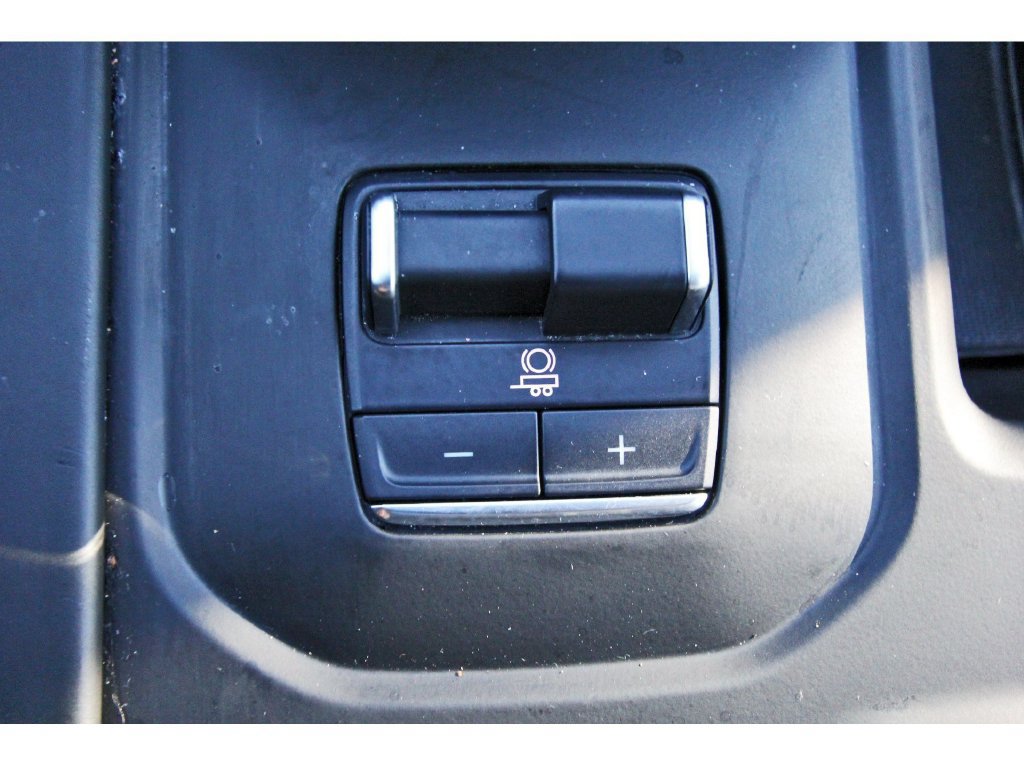 Used 2024 GMC Sierra 1500 AT4X AWD/4WD image 30
