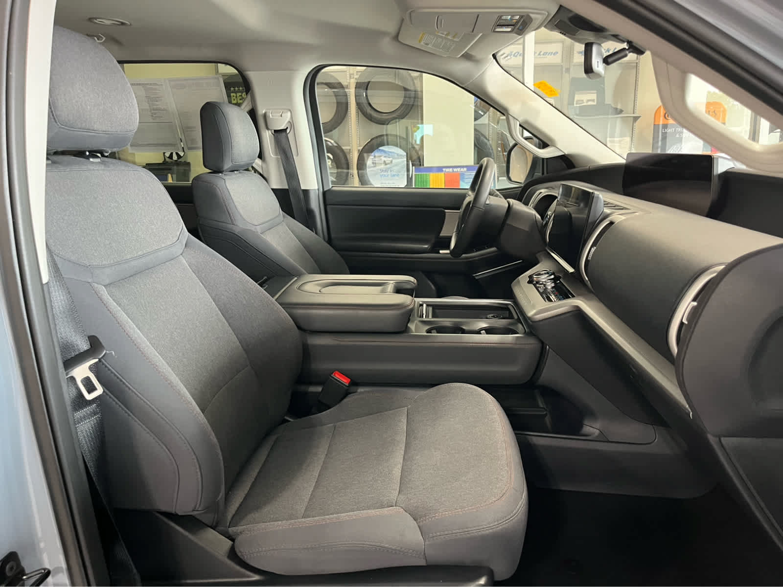 Certified 2025 Ford Expedition Max Active AWD/4WD image 45