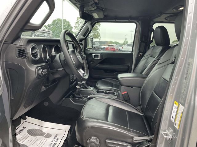 Used 2018 Jeep Wrangler Unlimited Sahara AWD/4WD image 15