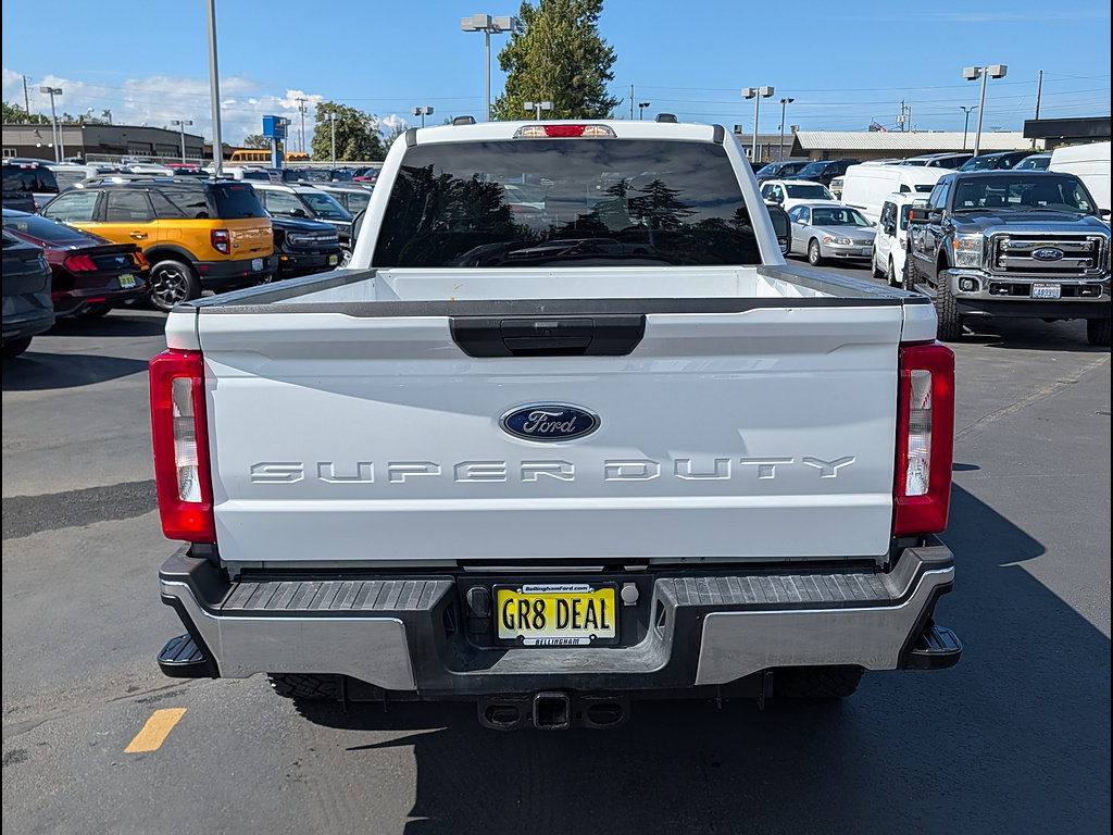 Certified 2023 Ford F250 XLT w/ FX4 Off-Road Package AWD/4WD image 6