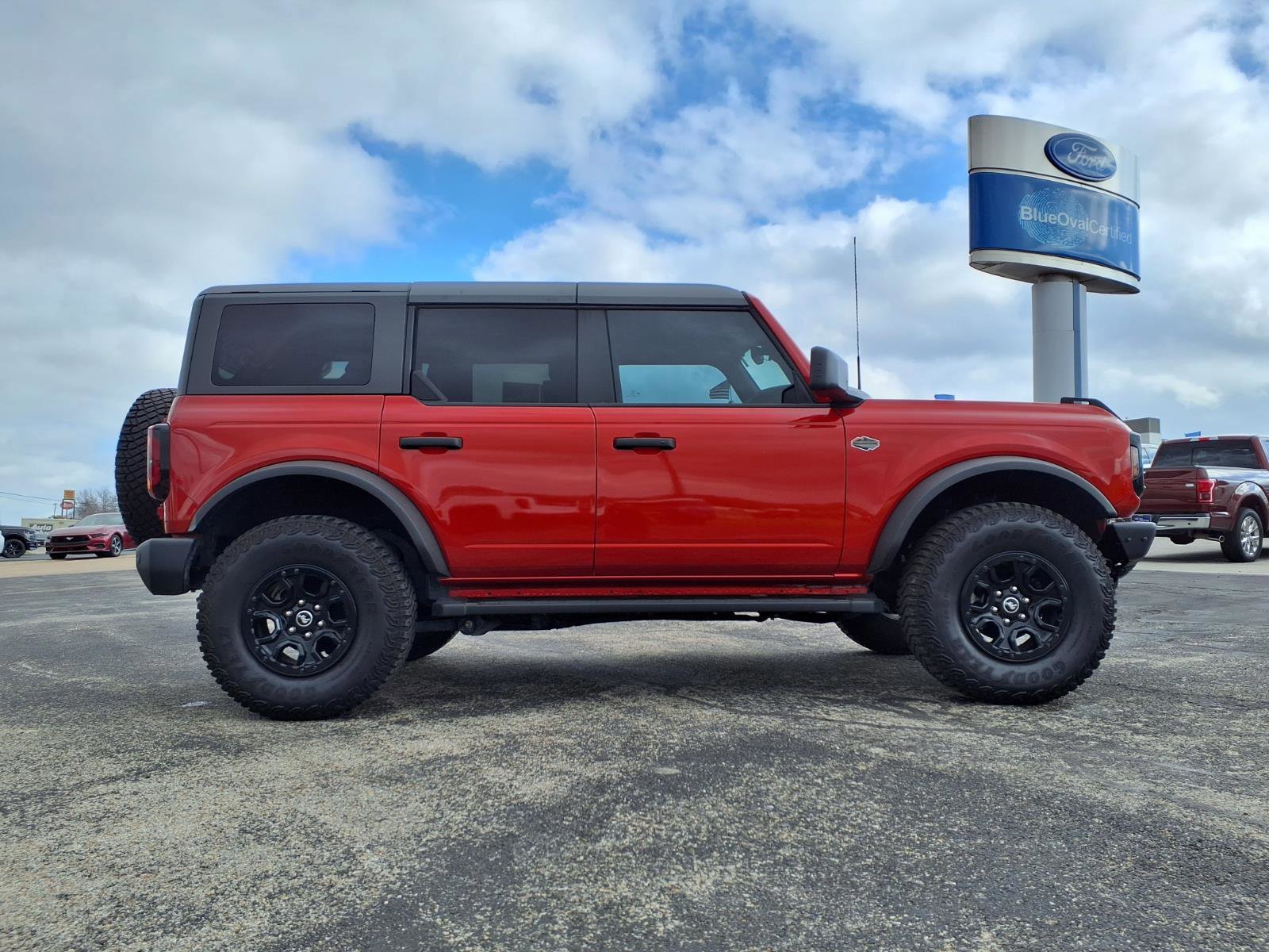 Certified 2024 Ford Bronco Wildtrak image 2