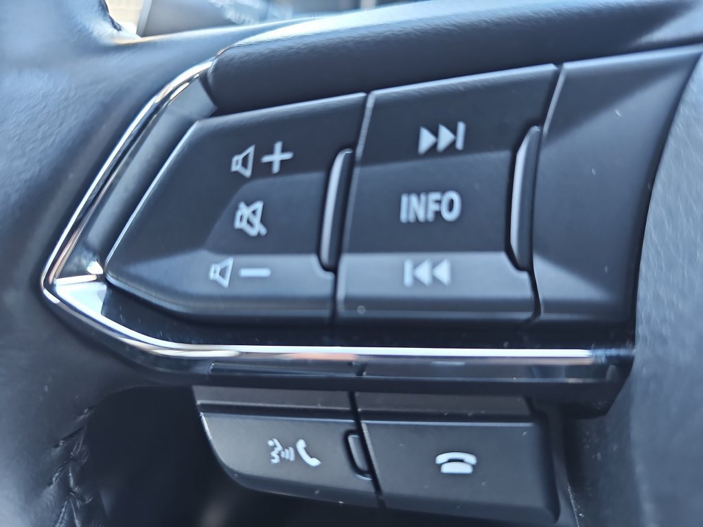 Used 2025 MAZDA CX-5 AWD 2.5 S w/ Preferred Package image 17