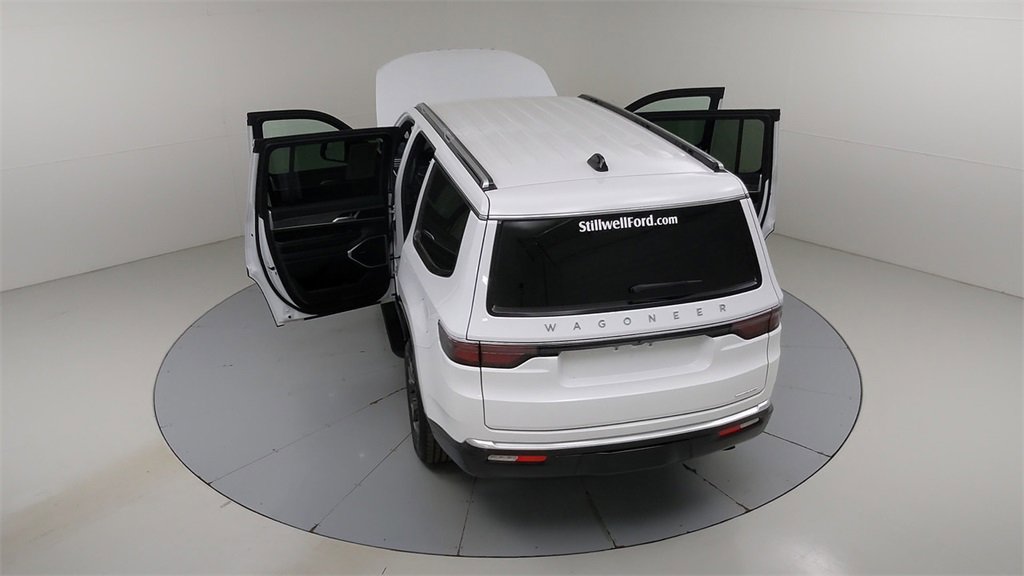 Used 2024 Jeep Wagoneer Series III image 56