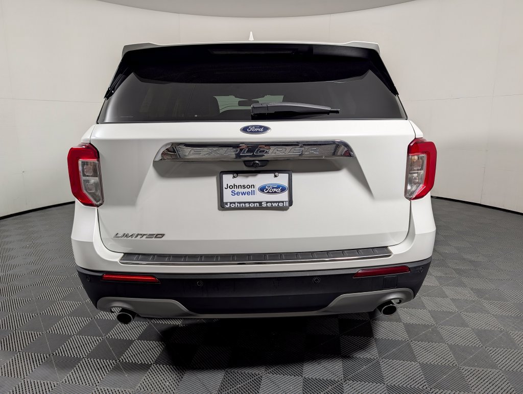 Certified 2021 Ford Explorer Limited w/ Equipment Group 301A RWD image 6