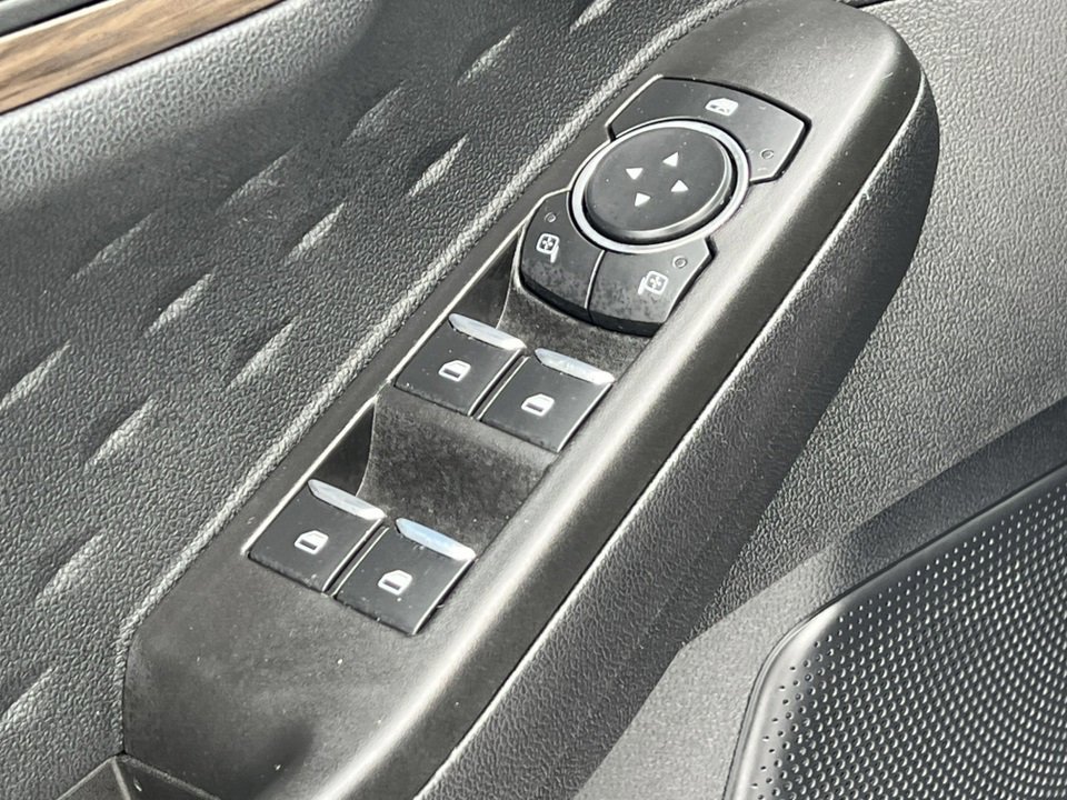 Certified 2020 Ford Escape Titanium image 19