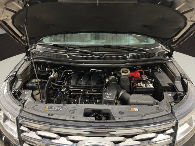 Certified 2018 Ford Explorer Limited w/ Equipment Group 301A AWD/4WD image 27