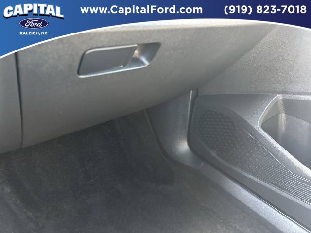 Used 2025 Volkswagen Jetta Sport FWD image 27