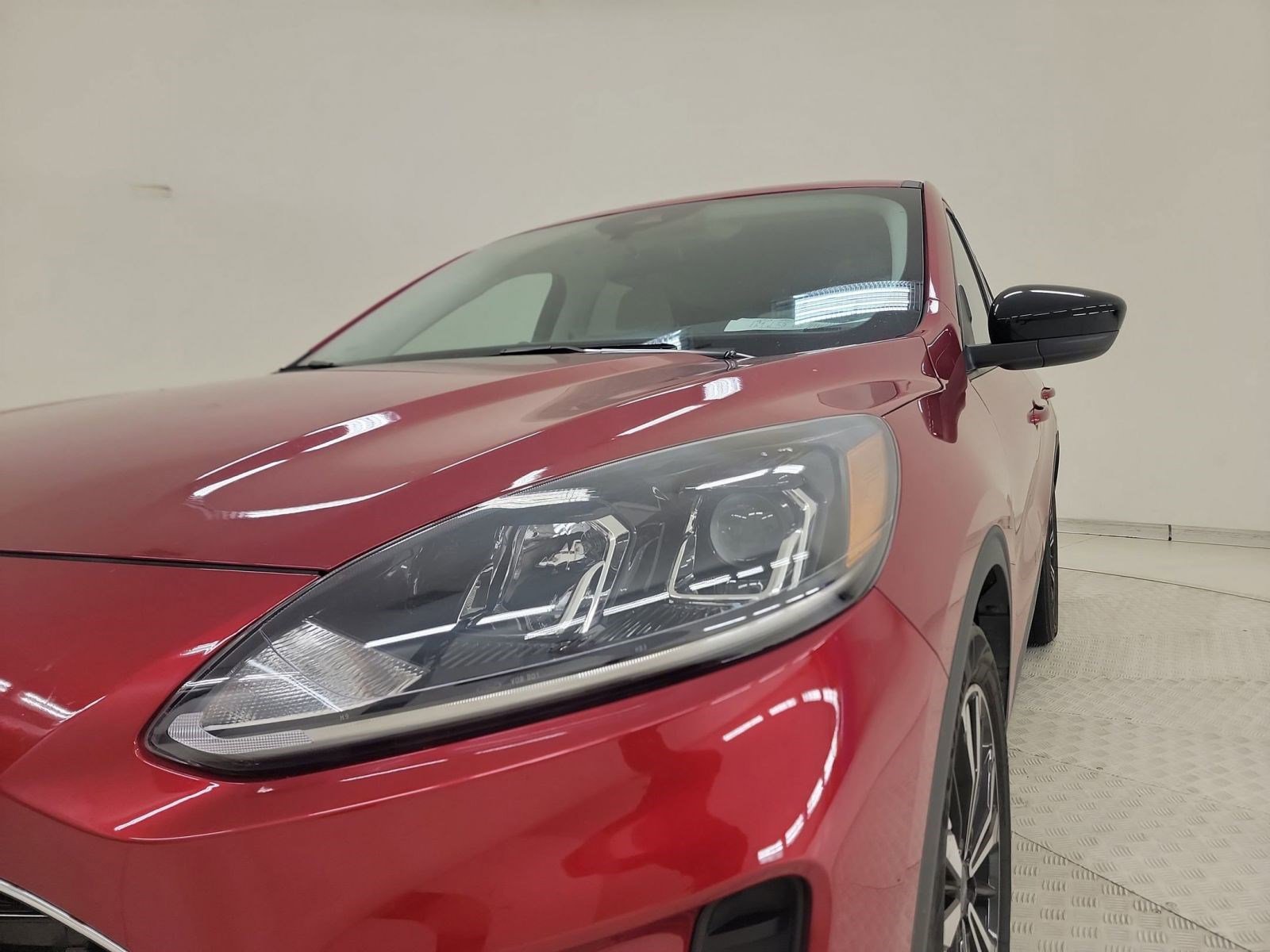 Certified 2022 Ford Escape SE w/ SE Sport Appearance Package FWD image 10