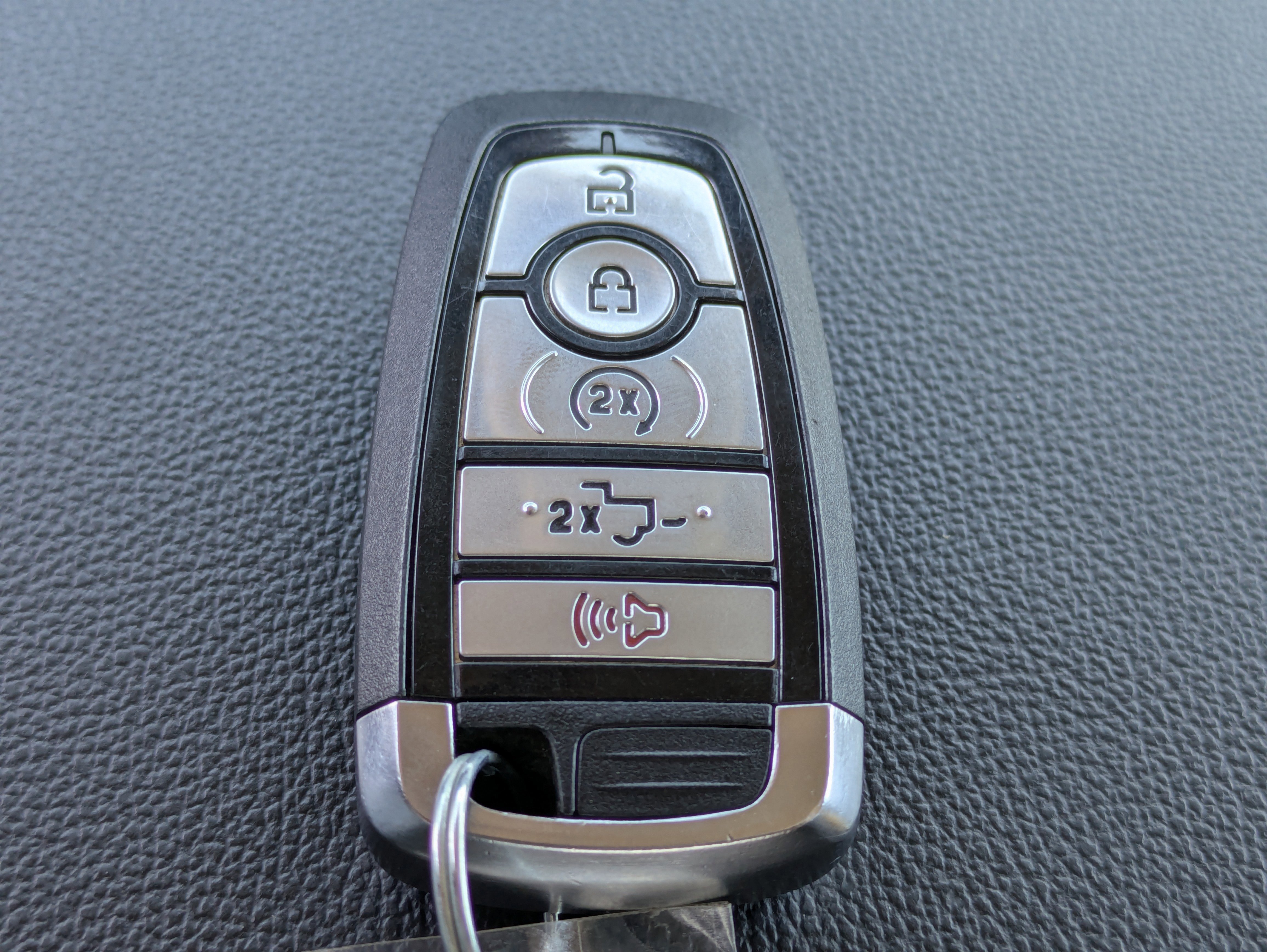 Certified 2022 Ford F150 XLT w/ Equipment Group 302A High image 33