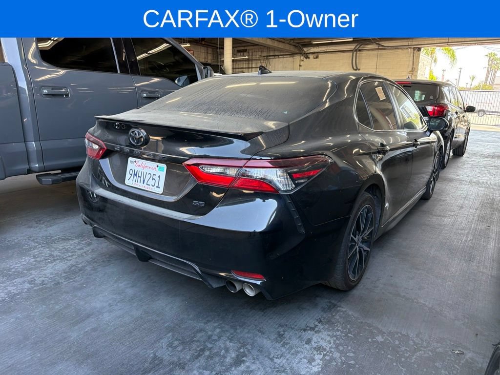 Used 2024 Toyota Camry SE w/ Blackout Package (TMS) FWD image 2