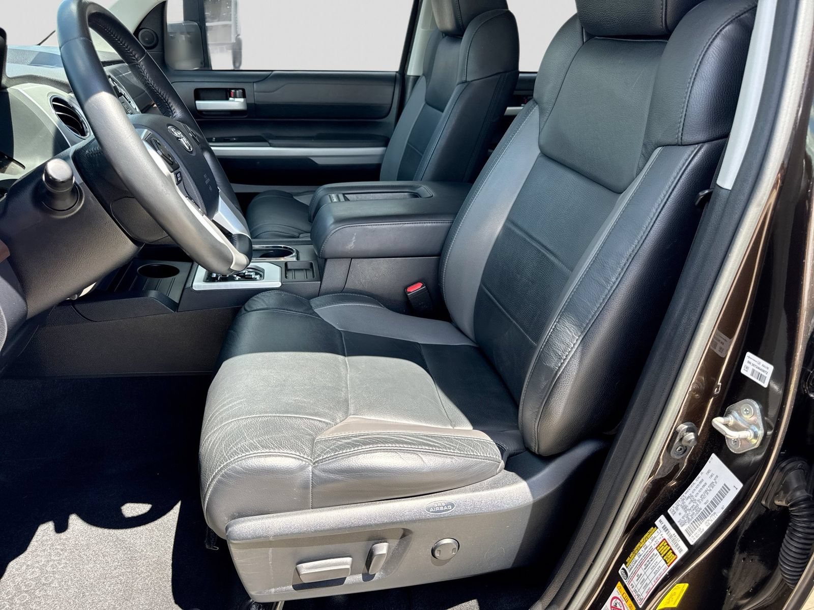 Used 2019 Toyota Tundra Limited w/ Limited Premium Package AWD/4WD image 20